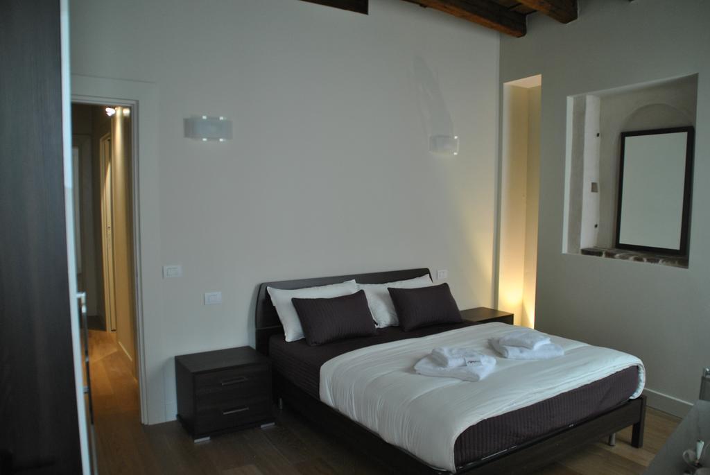 Dietro L'Angolo Hotel Brescia Habitación foto